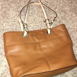 Michael kors shoulder bag